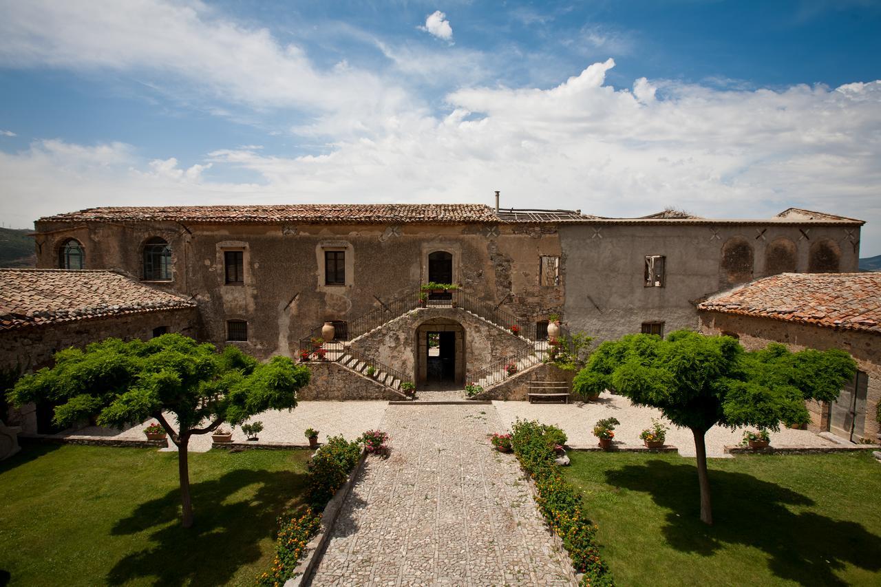 La Ferula Bed and Breakfast Scillato  Exterior foto