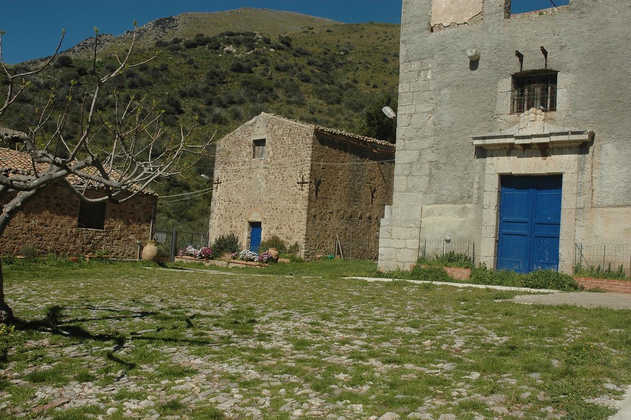 La Ferula Bed and Breakfast Scillato  Exterior foto