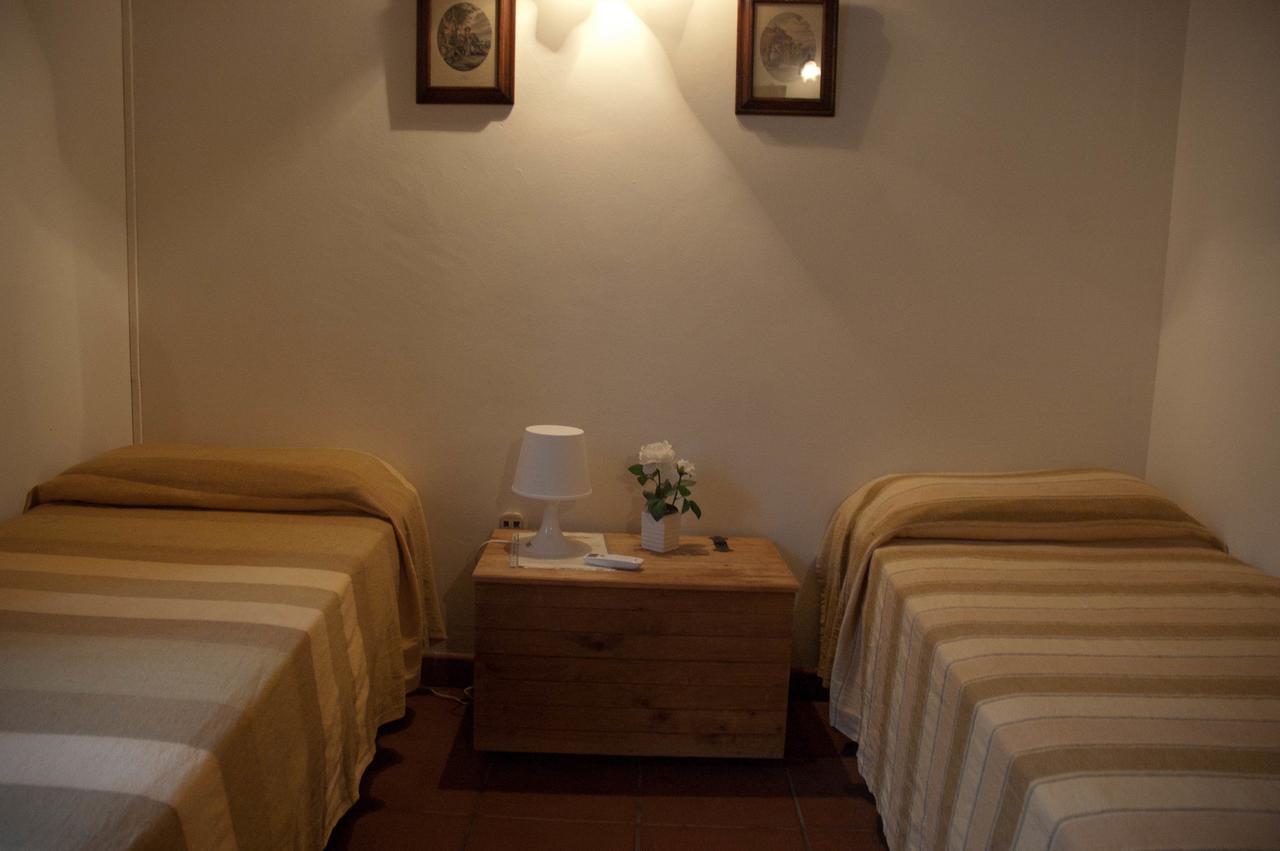 La Ferula Bed and Breakfast Scillato  Exterior foto